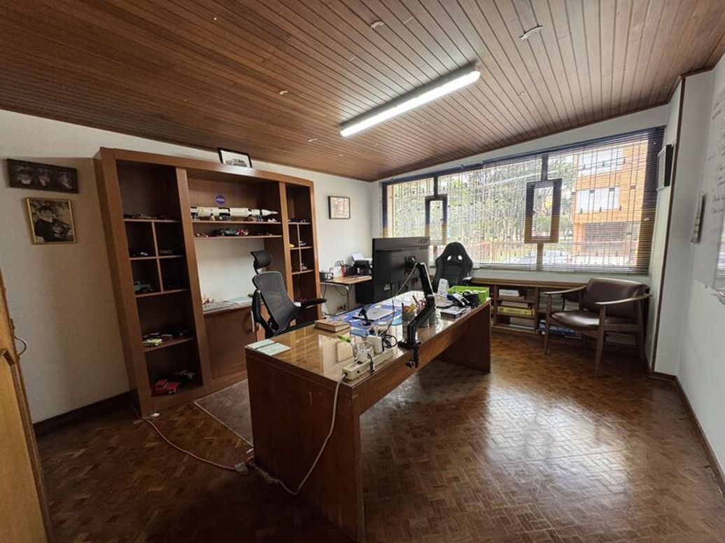 Casa de 5 alcobas en venta en San Patricio, Bogotá, 445 m² · foto 9 de 20