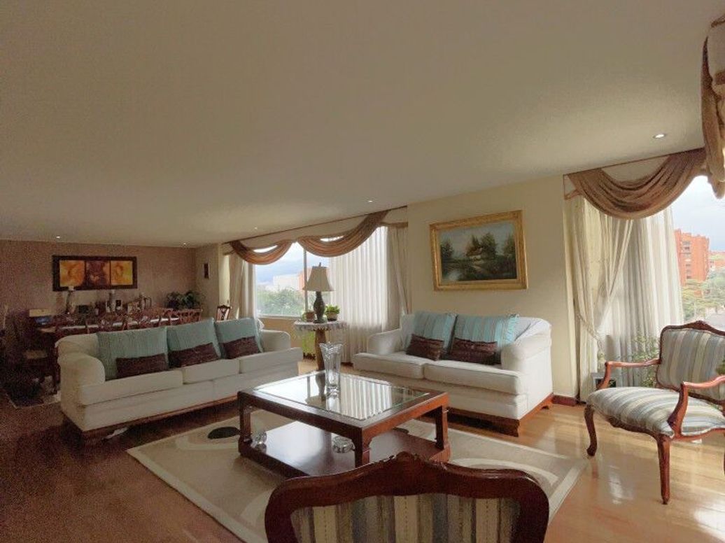 Apartamento de 3 alcobas en venta en Ciudad Salitre Sur-Oriental, Bogotá, 242 m² · foto 3 de 20