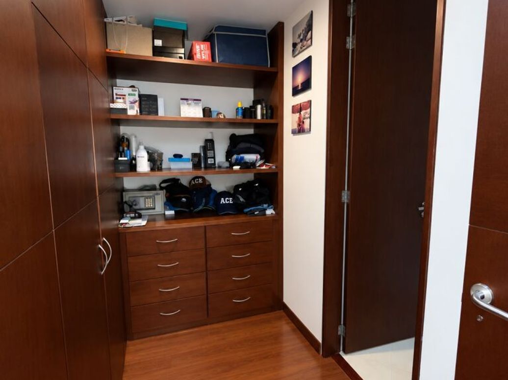 Apartamento de 3 alcobas en venta en Ciudad Salitre Sur-Oriental, Bogotá, 242 m² · foto 14 de 20