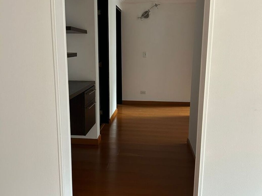 Apartamento de 3 alcobas en venta en Atenas, Bogotá, 83 m² · foto 6 de 20
