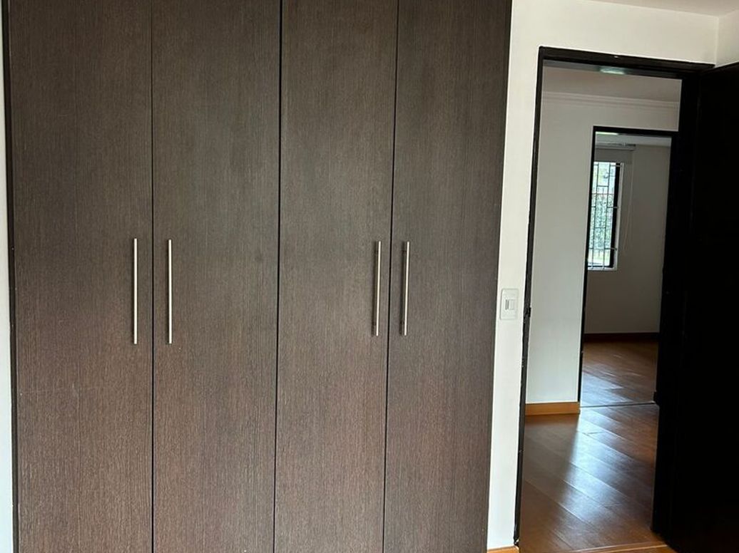 Apartamento de 3 alcobas en venta en Atenas, Bogotá, 83 m² · foto 12 de 20