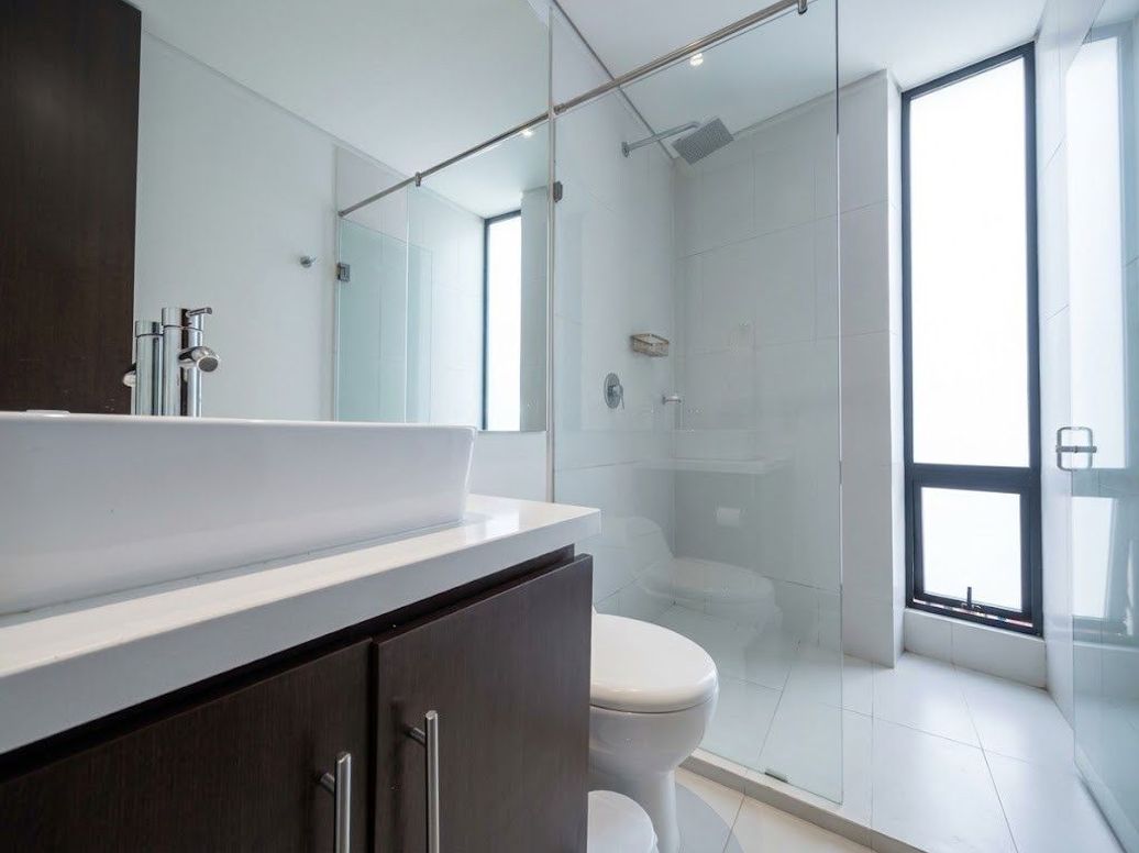 Apartamento de 2 alcobas en venta en Los Rosales, Bogotá, 130 m² · foto 15 de 20
