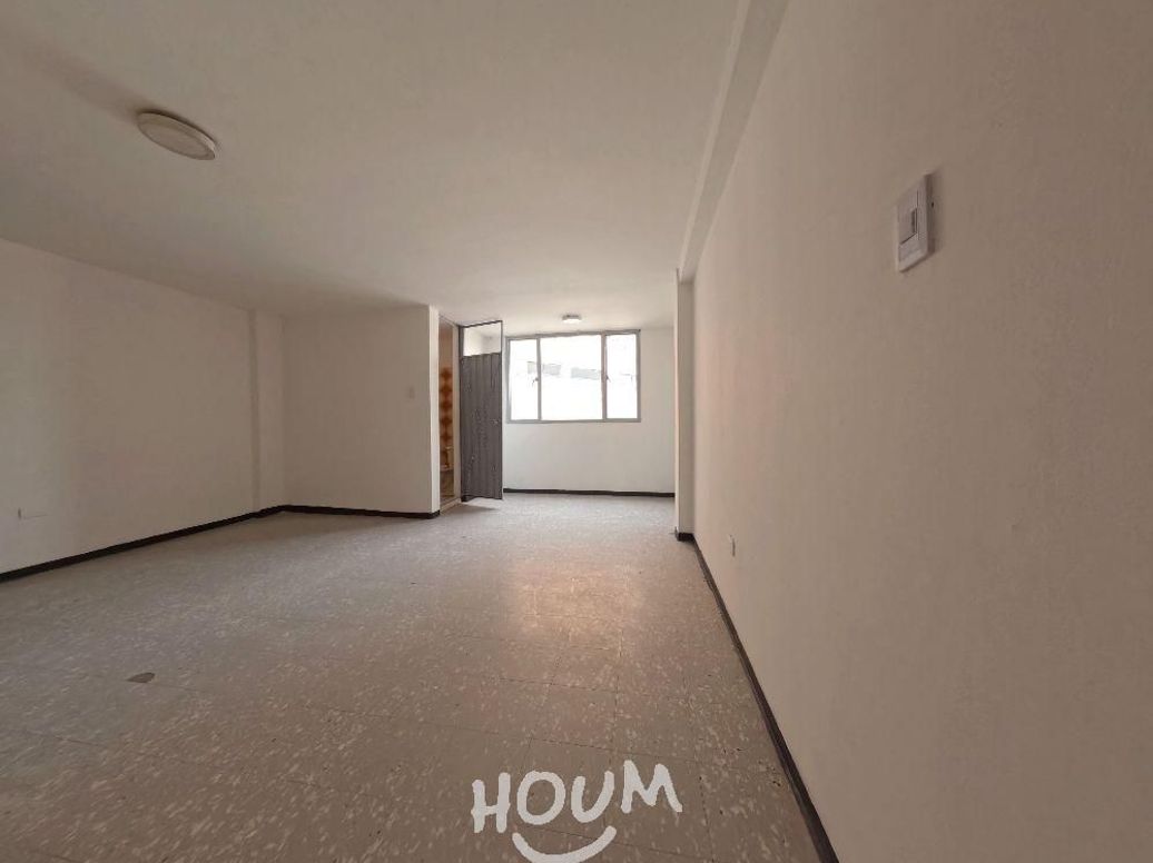 Apartamento de 3 alcobas en arriendo en Carlos Lleras Restrepo Manzana B, Bogotá, 140 m² · foto 3 de 10