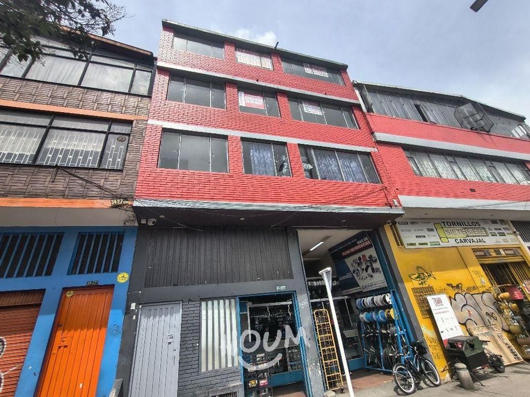 Apartamento de 3 alcobas en arriendo en Carlos Lleras Restrepo Manzana B, Bogotá, 140 m² · foto 10 de 10