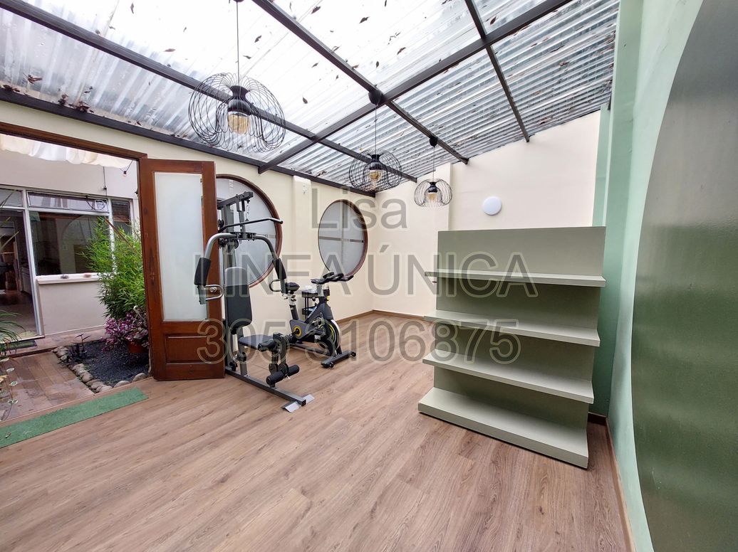 Casa de 6 alcobas en venta en Santa Ana Occidental, Bogotá, 315 m² · foto 12 de 20