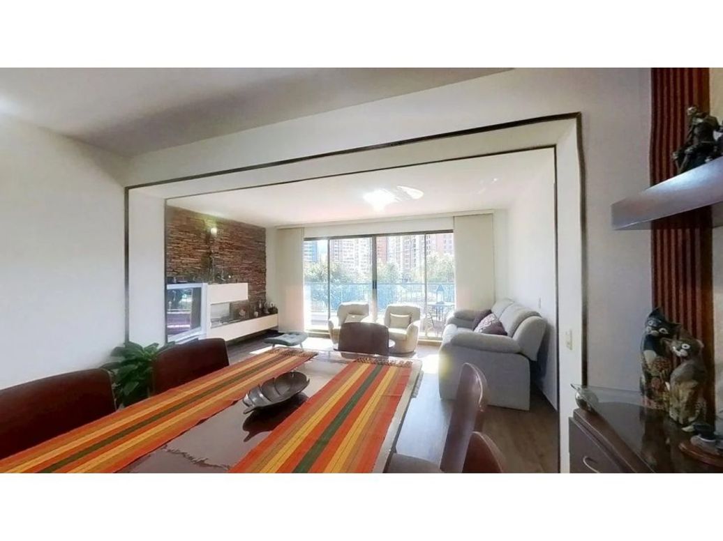 Apartamento de 3 alcobas en venta en Usaquén, Bogotá, 115 m² · foto 2 de 10