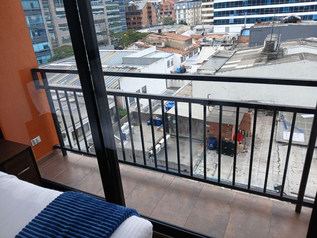 Apartamento de 1 alcoba en arriendo en Chico Norte Et. Ii, Bogotá, 25 m² · foto 6 de 20