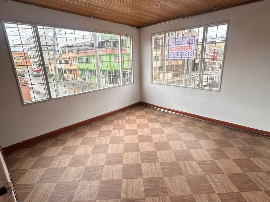 Apartamento de 3 alcobas en arriendo en Las Orquideas, Bogotá, 160 m² · foto 2 de 14