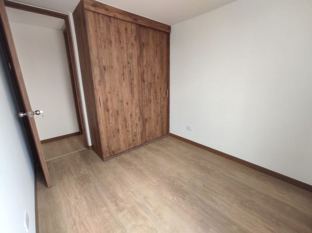 Apartamento de 3 alcobas en arriendo en Alameda, Bogotá, 43 m² · foto 13 de 20