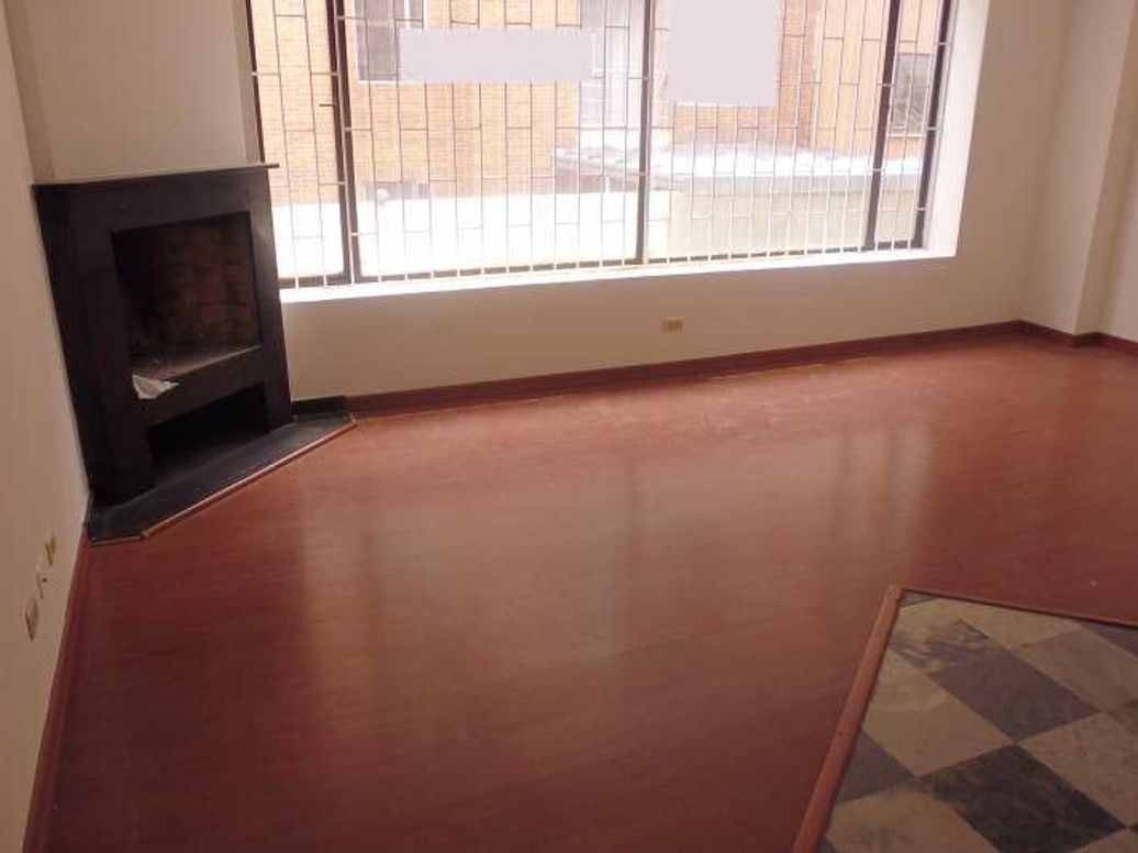 Apartamento de 3 alcobas en arriendo en Los Cedritos, Bogotá, 90 m² · foto 2 de 18