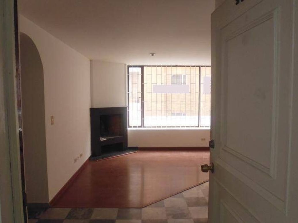Apartamento de 3 alcobas en arriendo en Los Cedritos, Bogotá, 90 m² · foto 3 de 18