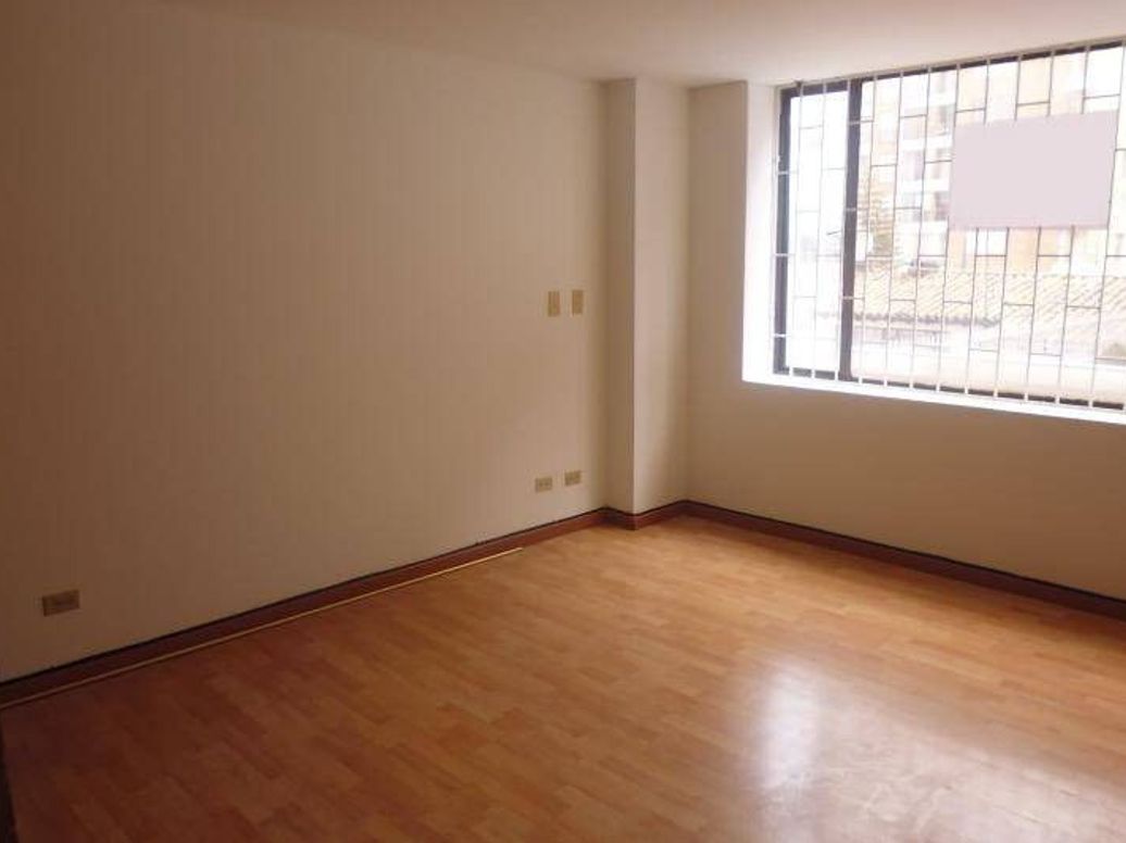 Apartamento de 3 alcobas en arriendo en Los Cedritos, Bogotá, 90 m² · foto 4 de 18