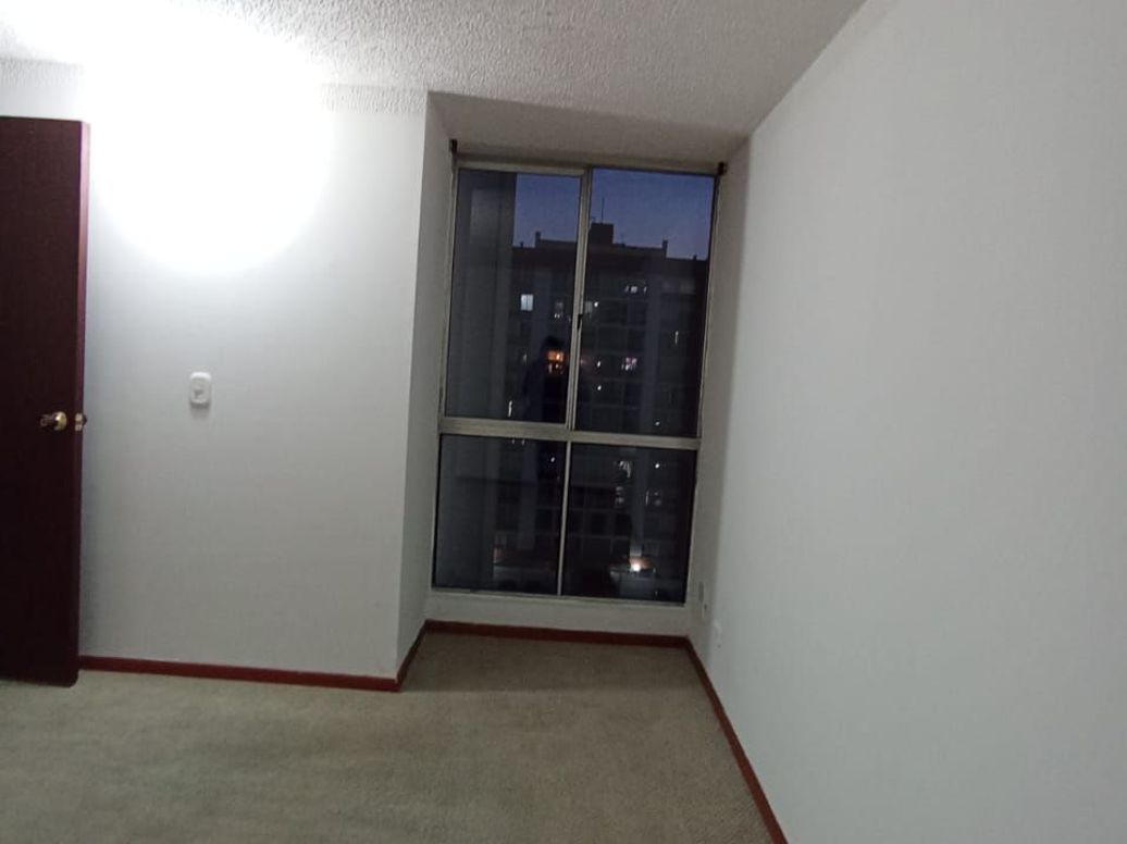 Apartamento de 2 alcobas en arriendo en Tibabuyes, Bogotá, 50 m² · foto 4 de 13