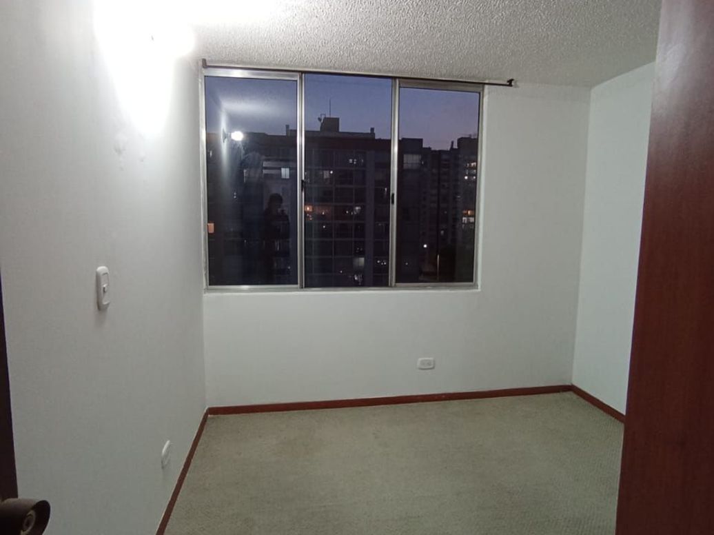 Apartamento de 2 alcobas en arriendo en Tibabuyes, Bogotá, 50 m² · foto 7 de 13