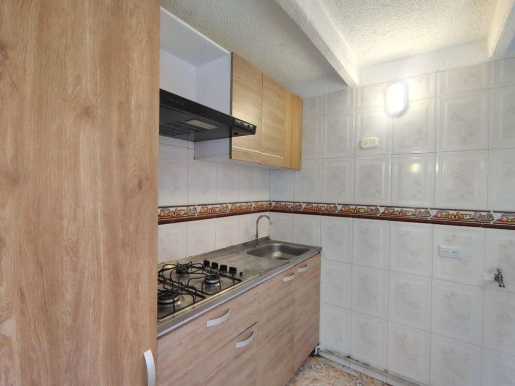 Apartamento de 2 alcobas en arriendo en Campo Alegre, Bogotá, 36 m² · foto 7 de 13