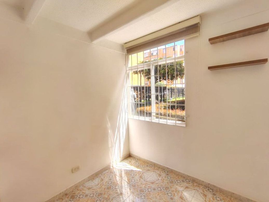 Apartamento de 2 alcobas en arriendo en Campo Alegre, Bogotá, 36 m² · foto 8 de 13