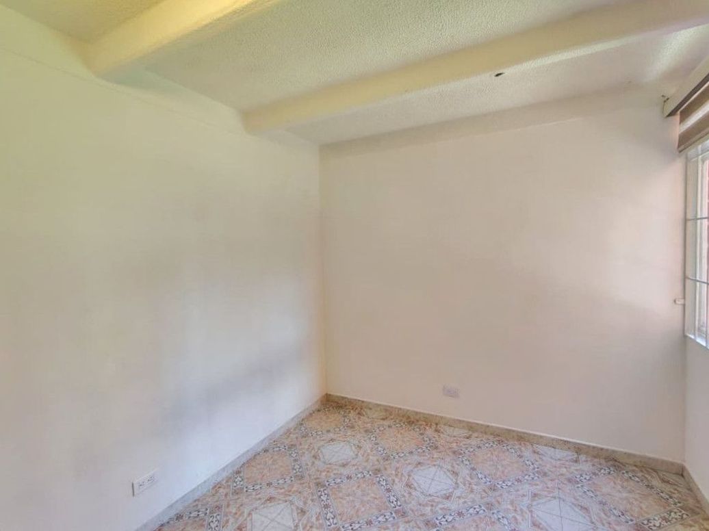 Apartamento de 2 alcobas en arriendo en Campo Alegre, Bogotá, 36 m² · foto 12 de 13