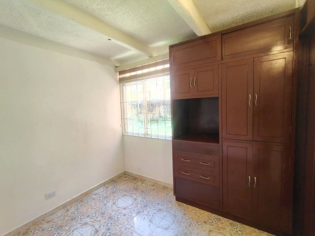 Apartamento de 2 alcobas en arriendo en Campo Alegre, Bogotá, 36 m² · foto 11 de 13