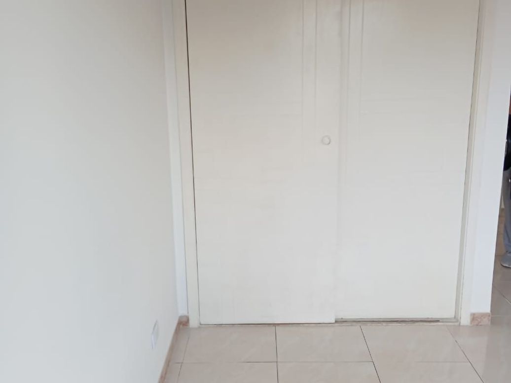 Apartamento de 2 alcobas en arriendo en Villas De Granada Et. I, Bogotá, 48 m² · foto 5 de 15