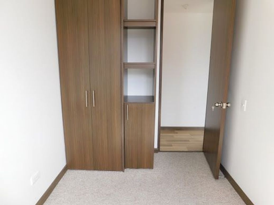 Apartamento de 3 alcobas en venta en Nueva Castilla, Bogotá, 66 m² · foto 13 de 17