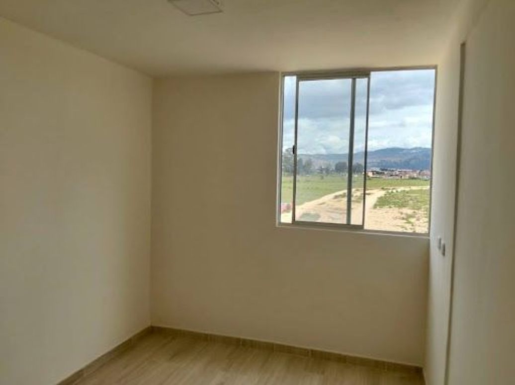 Apartamento de 2 alcobas en arriendo en Parques De Bogotá, Bogotá, 38 m² · foto 9 de 11