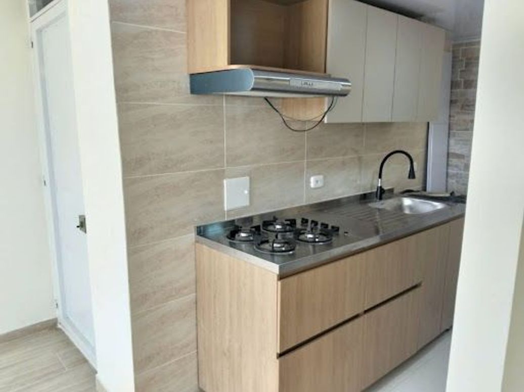 Apartamento de 2 alcobas en arriendo en Parques De Bogotá, Bogotá, 38 m² · foto 2 de 11