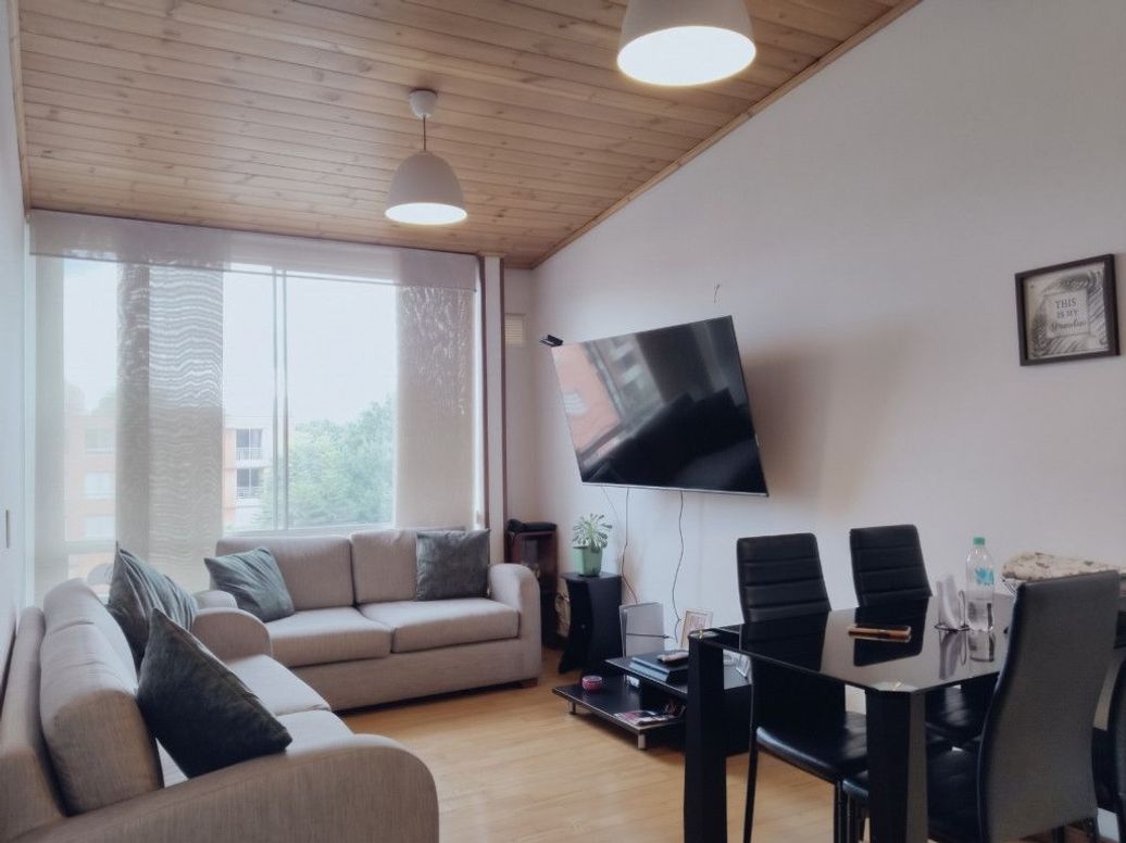 Apartamento de 3 alcobas en venta en Florencia, Bogotá, 47 m² · foto 2 de 18