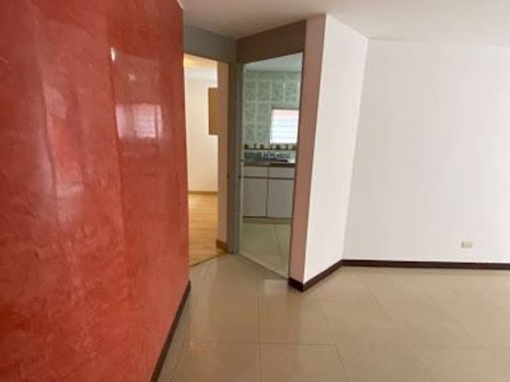 Apartamento de 4 alcobas en arriendo en Rafael Núñez, Bogotá, 79 m² · foto 8 de 20