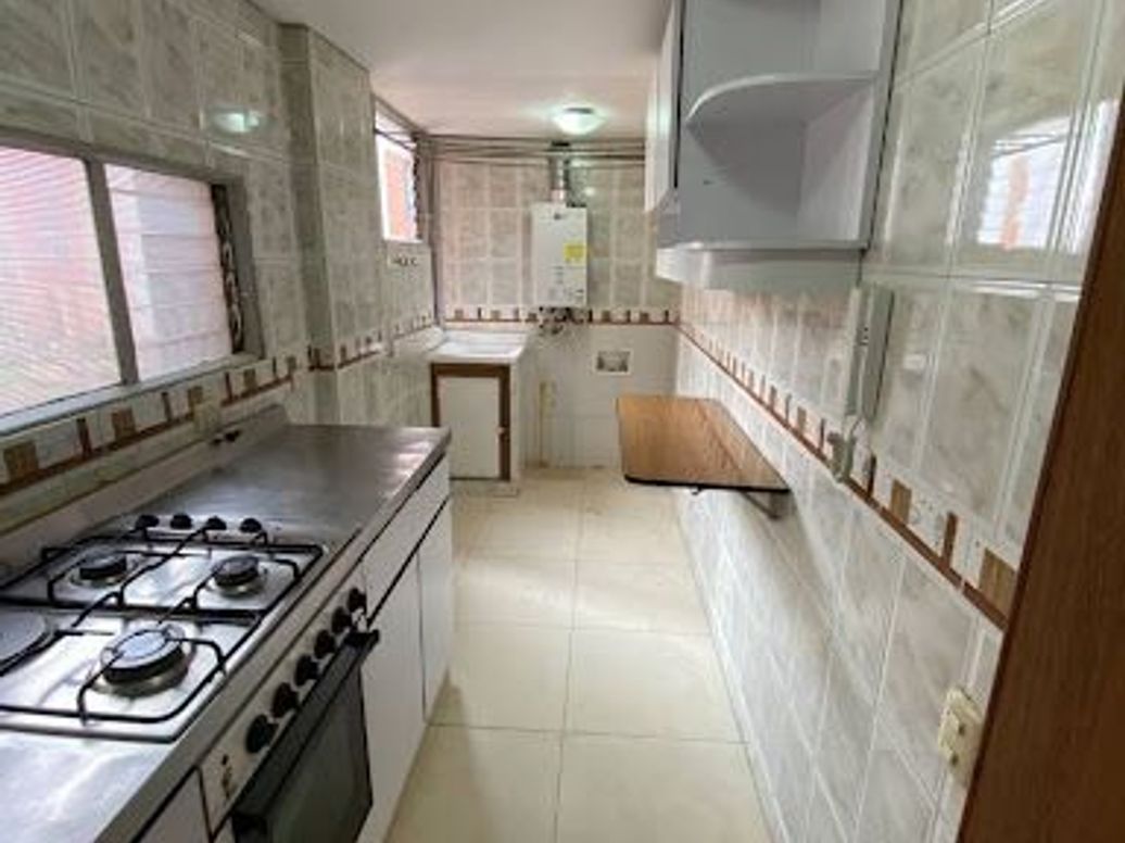Apartamento de 4 alcobas en arriendo en Rafael Núñez, Bogotá, 79 m² · foto 14 de 20