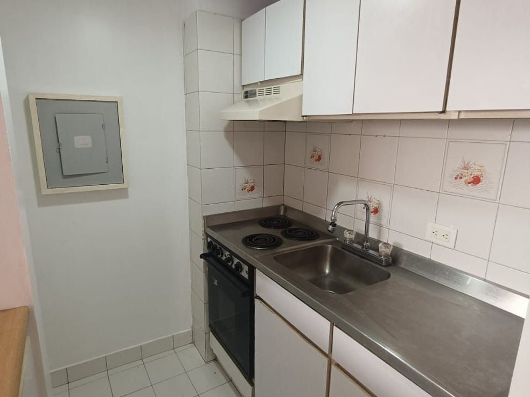 Apartaestudio en arriendo en Marly, Bogotá, 31 m² · foto 8 de 18