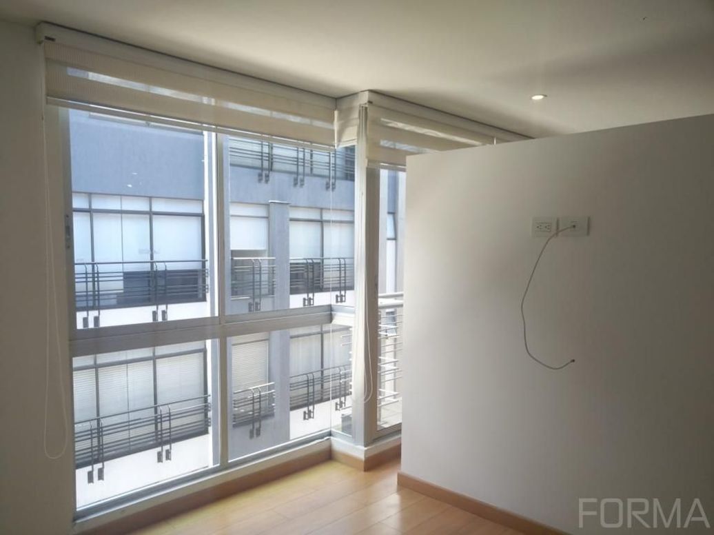 Apartamento de 1 alcoba en arriendo en Los Cedros, Bogotá, 49 m² · foto 2 de 19