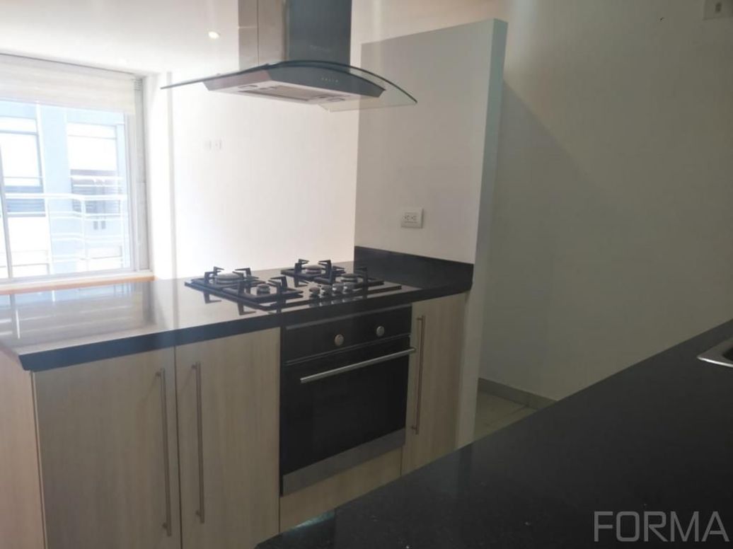 Apartamento de 1 alcoba en arriendo en Los Cedros, Bogotá, 49 m² · foto 8 de 19