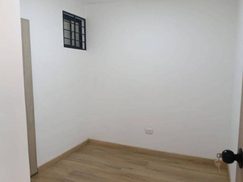 Apartamento de 2 alcobas en arriendo en San Antonio Norte, Bogotá, 45 m² · foto 9 de 16