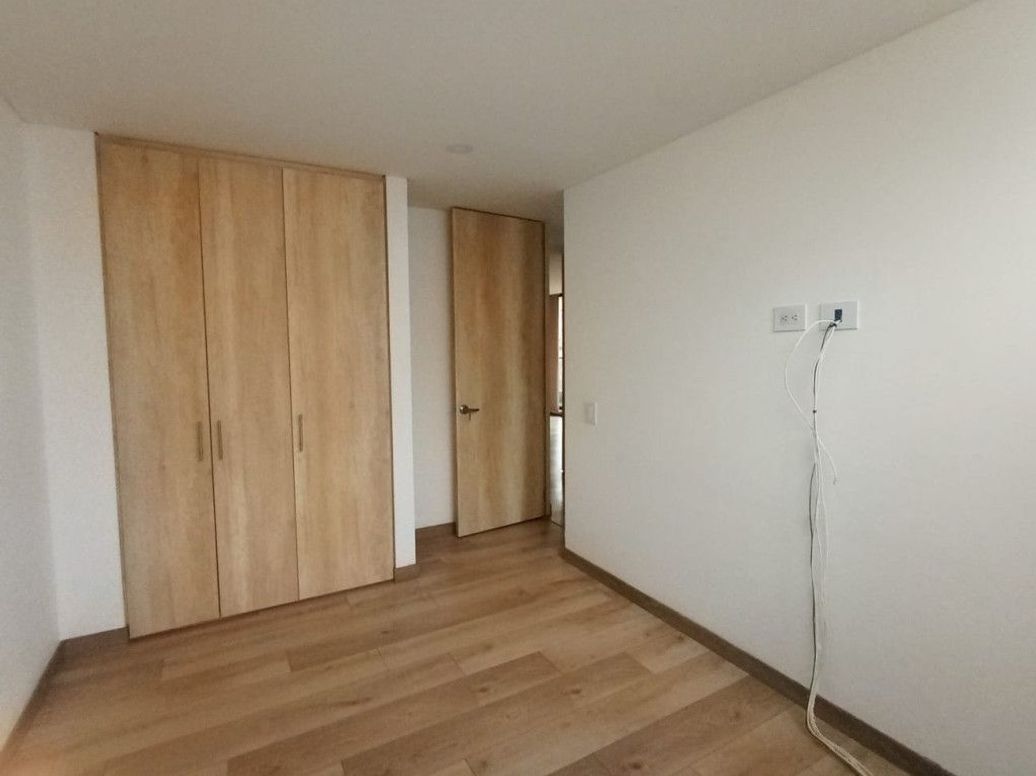 Apartamento de 2 alcobas en venta en Normandía, Bogotá, 68 m² · foto 9 de 19