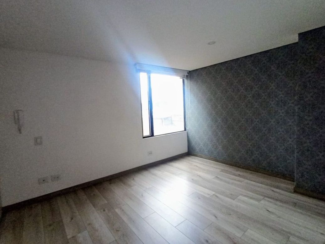 Apartamento de 2 alcobas en venta en Normandía, Bogotá, 68 m² · foto 5 de 19