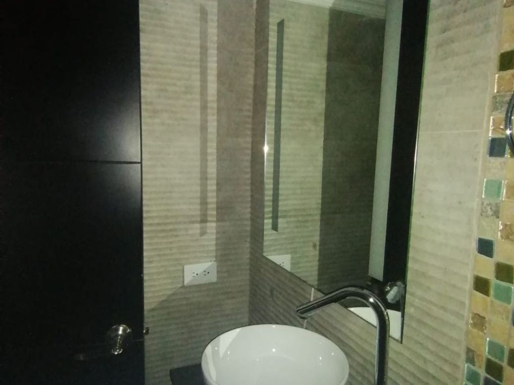 Casa de 4 alcobas en arriendo en Villa Alsacia 2, Bogotá, 230 m² · foto 5 de 17