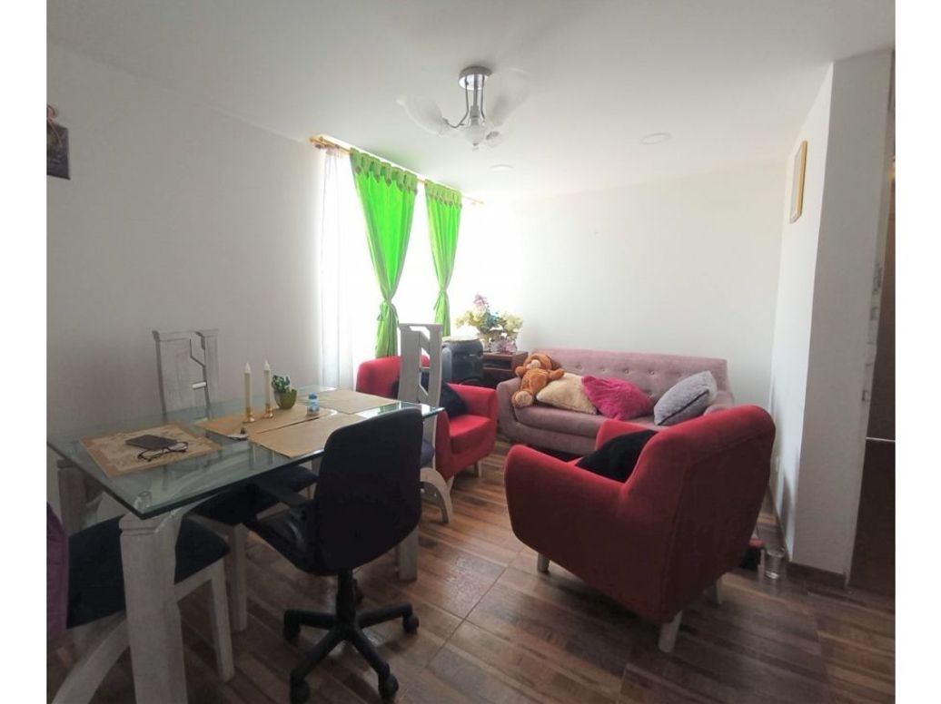 Apartamento de 3 alcobas en venta en Parques De Bogotá, Bogotá, 47 m² · foto 2 de 20