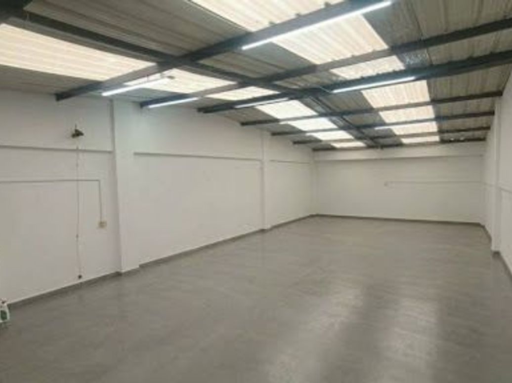 Casa de 5 alcobas en venta en San Luis, Bogotá, 236 m² · foto 17 de 17