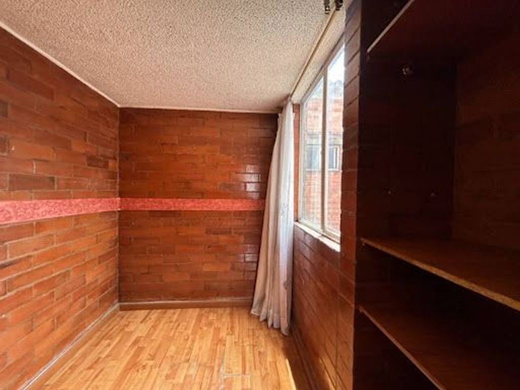Casa de 4 alcobas en venta en Villa Luz, Bogotá, 68 m² · foto 9 de 20