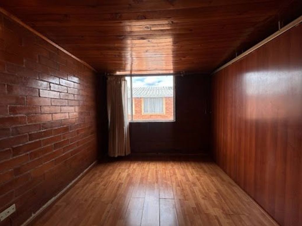 Casa de 4 alcobas en venta en Villa Luz, Bogotá, 68 m² · foto 8 de 20