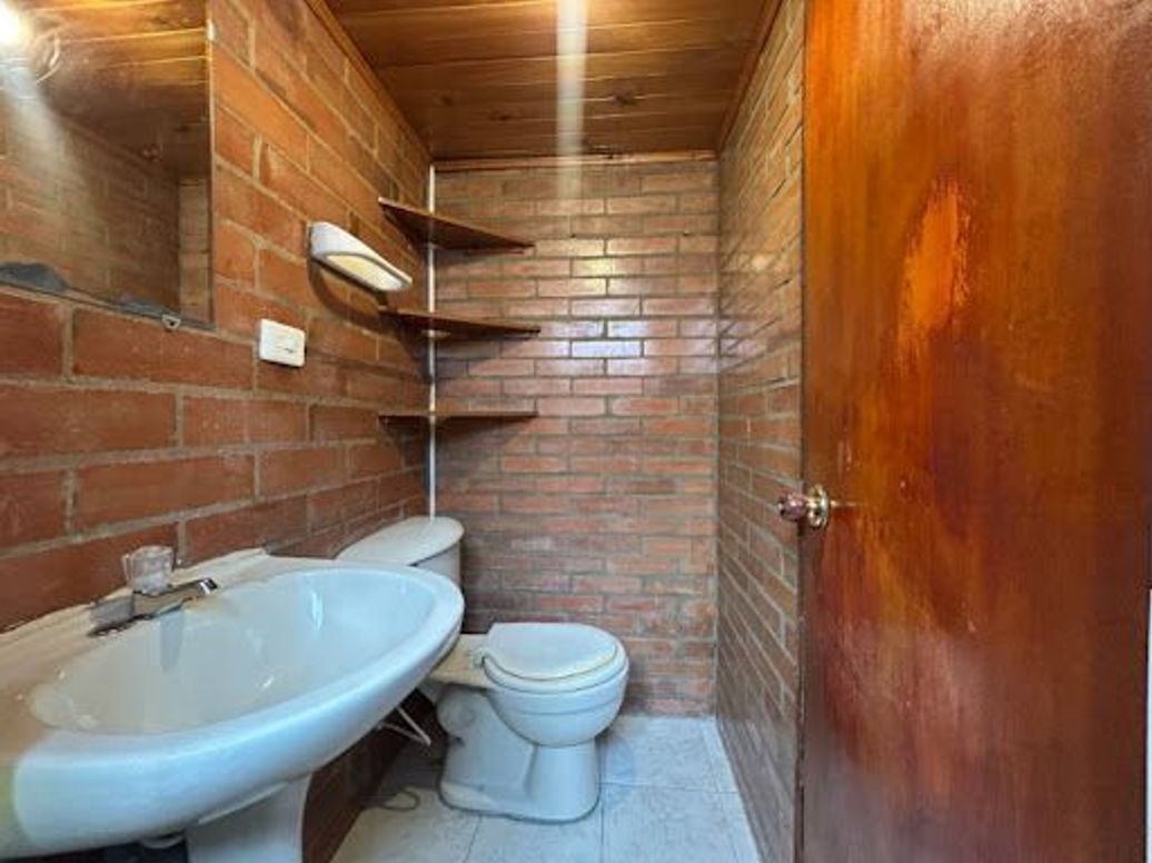 Casa de 4 alcobas en venta en Villa Luz, Bogotá, 68 m² · foto 6 de 20