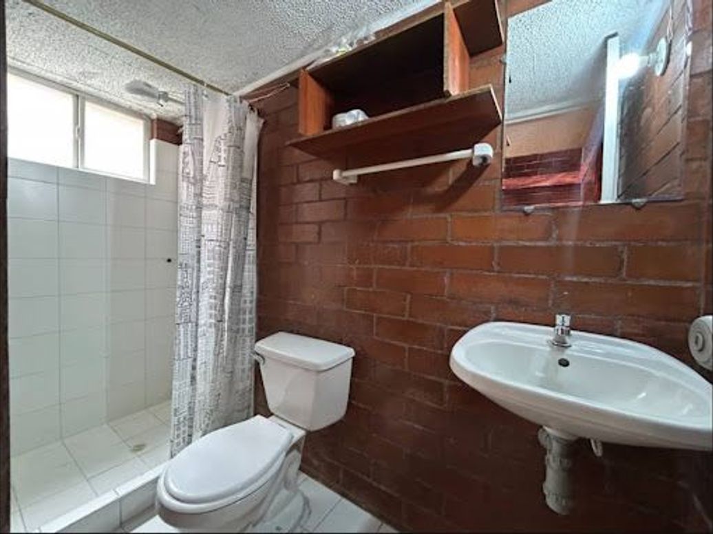 Casa de 4 alcobas en venta en Villa Luz, Bogotá, 68 m² · foto 12 de 20