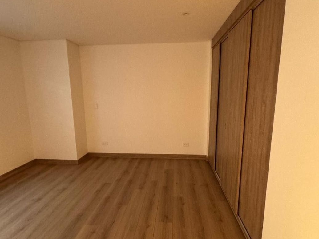 Apartamento de 3 alcobas en arriendo en Santa Barbara Occidental, Bogotá, 110 m² · foto 9 de 20