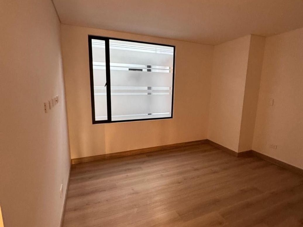 Apartamento de 3 alcobas en arriendo en Santa Barbara Occidental, Bogotá, 110 m² · foto 11 de 20