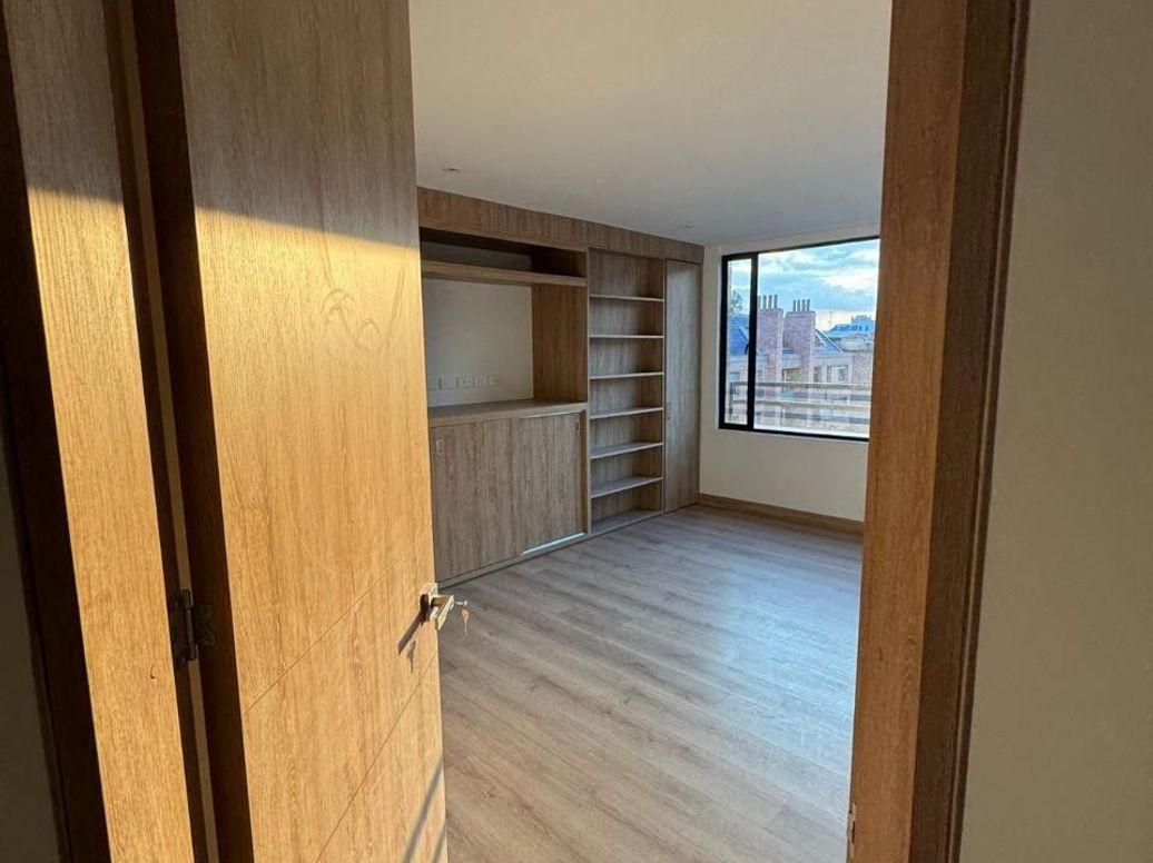 Apartamento de 3 alcobas en arriendo en Santa Barbara Occidental, Bogotá, 110 m² · foto 20 de 20