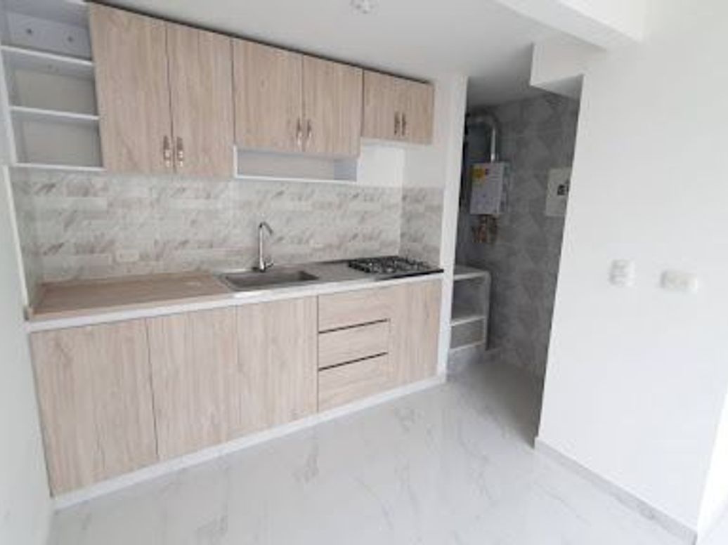 Apartamento de 2 alcobas en arriendo en Bogotá, Bogotá, 52 m² · foto 3 de 15
