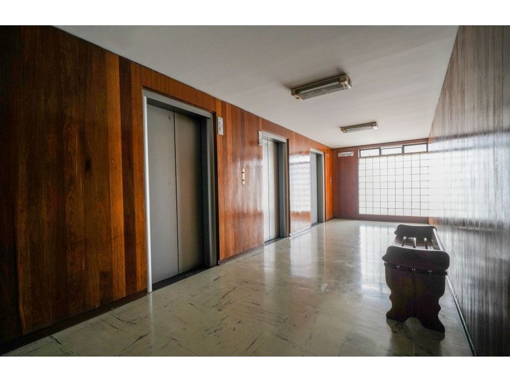Apartamento de 2 alcobas en venta en Centro Internacional, Bogotá, 165 m² · foto 10 de 20