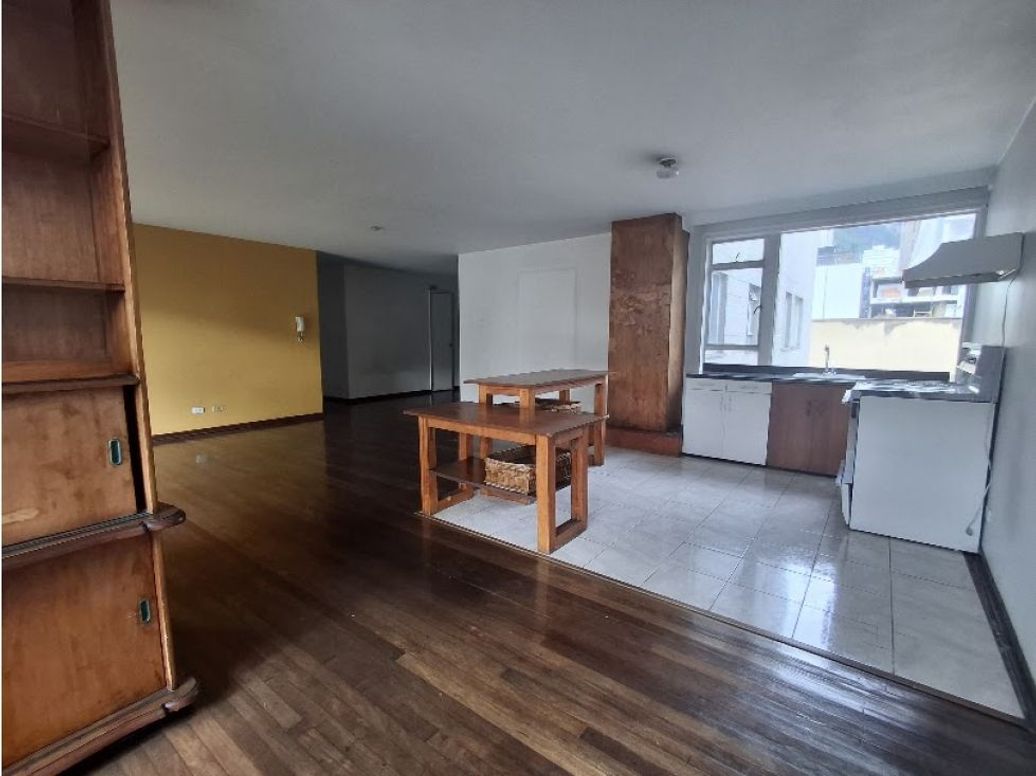 Apartamento de 2 alcobas en venta en Centro Internacional, Bogotá, 165 m² · foto 14 de 20