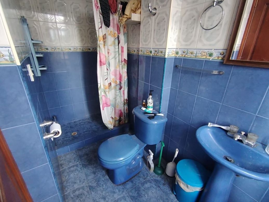 Casa de 6 alcobas en venta en Castilla, Bogotá, 214 m² · foto 16 de 20