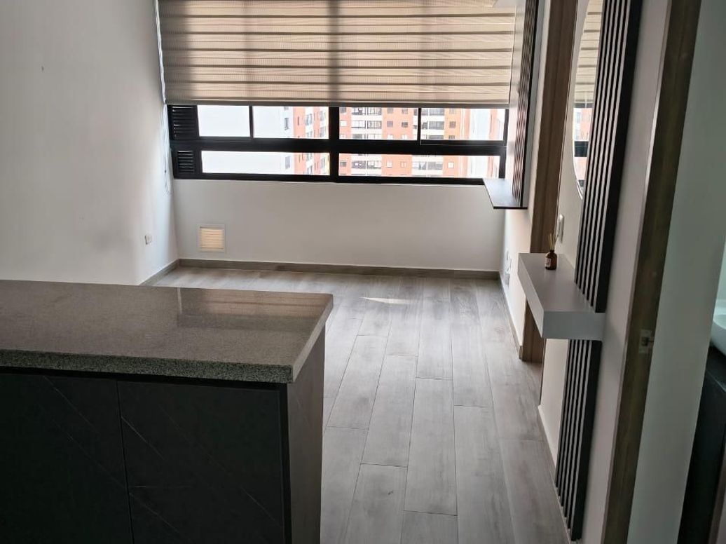 Apartamento de 2 alcobas en arriendo en San Jose De Usaquen, Bogotá, 41 m² · foto 2 de 14